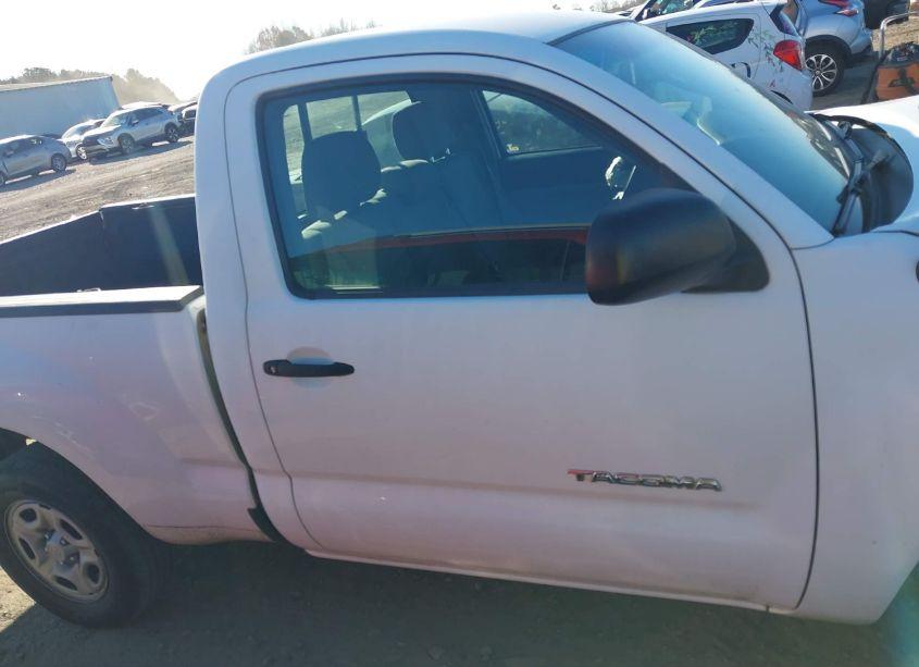 Photo 13 of 2010 Toyota Tacoma (VIN 5TENX4CN9AZ743693)