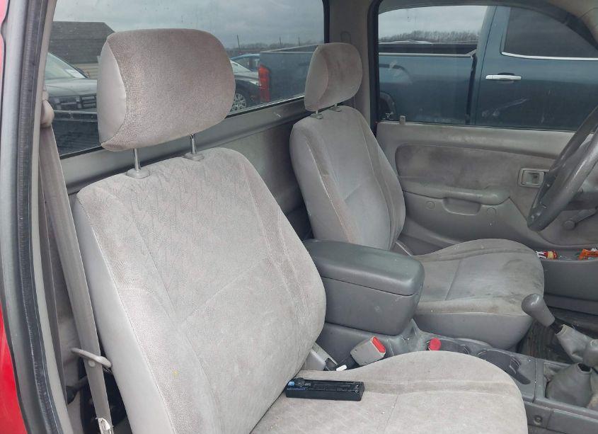 Photo 8 of 2003 Toyota Tacoma (VIN 5TEPM62N23Z245689)
