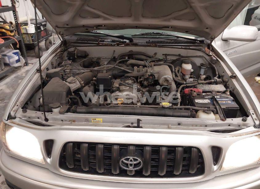 Photo 10 of 2004 Toyota Tacoma (VIN 5TEPM62N44Z356990)