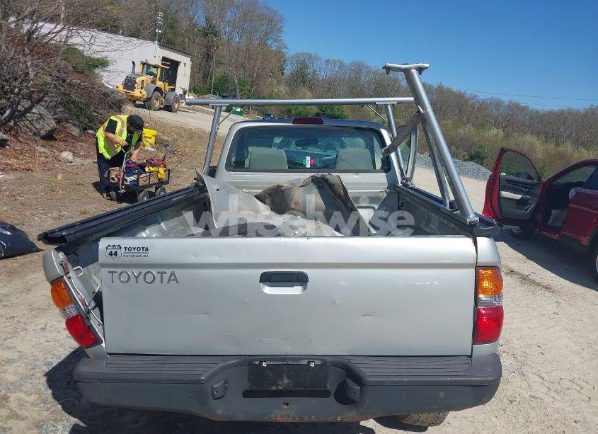 Photo 8 of 2004 Toyota Tacoma (VIN 5TEPM62N44Z402172)
