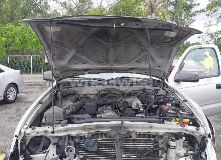 Photo 10 of 2001 Toyota Tacoma (VIN 5TEPM62N51Z861173)