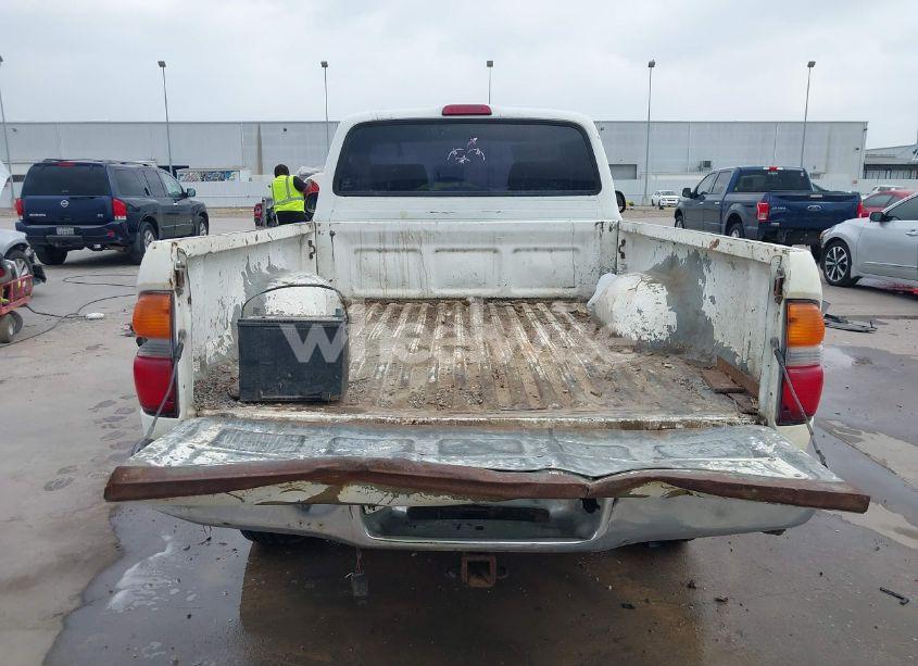 Photo 18 of 2004 Toyota Tacoma (VIN 5TEPM62N64Z346722)