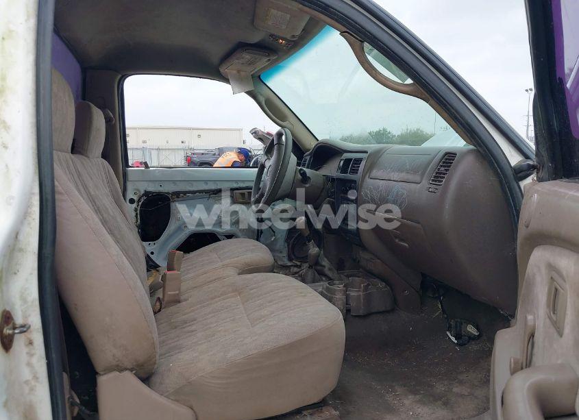 Photo 5 of 2004 Toyota Tacoma (VIN 5TEPM62N64Z346722)