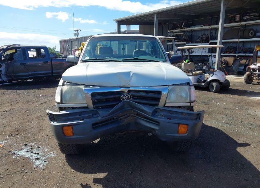 Photo 12 of 2000 Toyota Tacoma (VIN 5TEPM62N6YZ685146)