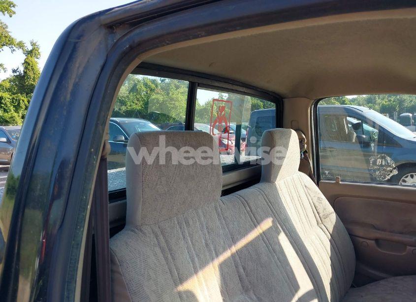 Photo 8 of 2004 Toyota Tacoma (VIN 5TEPM62N74Z456968)