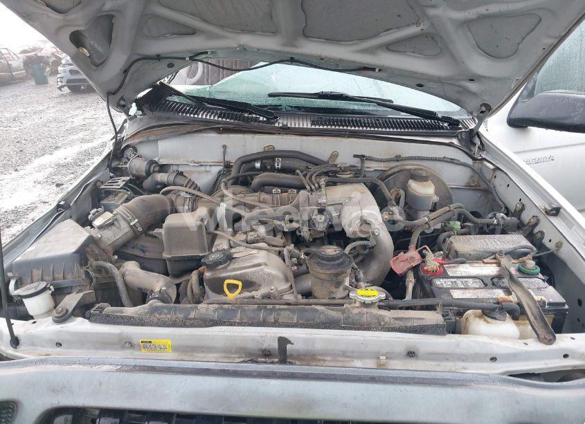 Photo 10 of 2003 Toyota Tacoma (VIN 5TEPM62N83Z262092)