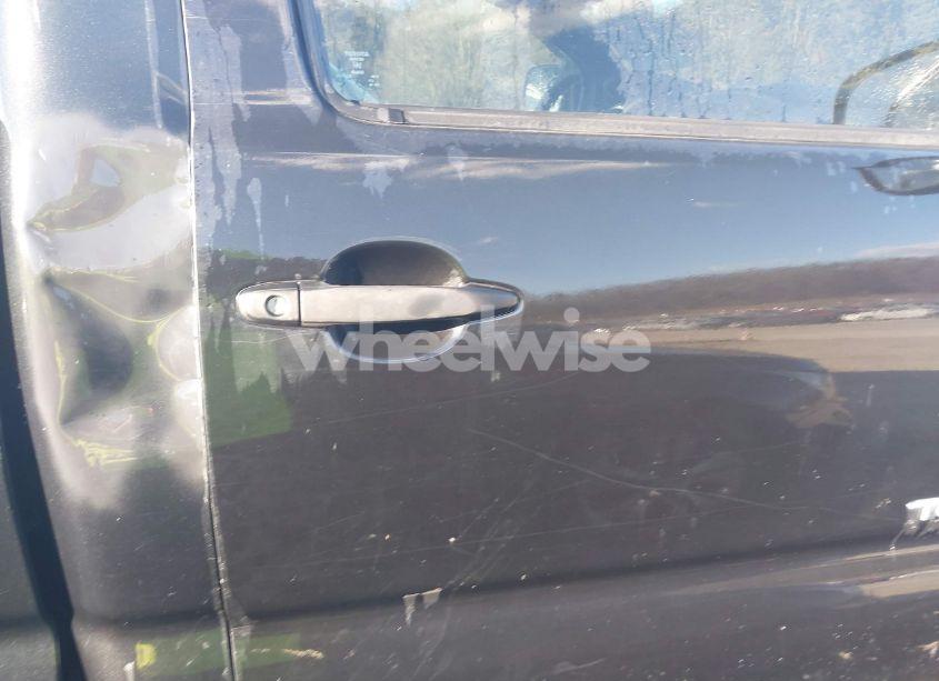 Photo 13 of 2008 Toyota Tacoma (VIN 5TEPX42N38Z547494)
