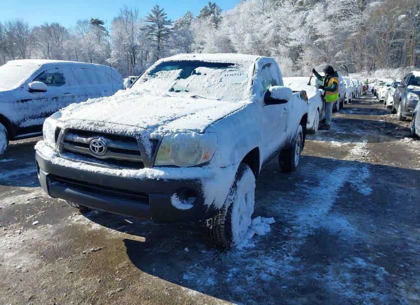 Photo 2 of 2009 Toyota Tacoma (VIN 5TEPX42N39Z631672)