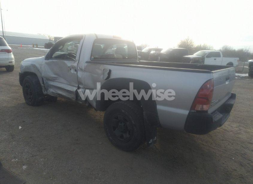 Photo 3 of 2007 Toyota Tacoma N/A (VIN 5TEPX42N47Z398415)
