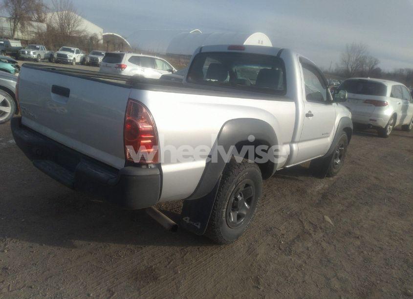 Photo 4 of 2007 Toyota Tacoma N/A (VIN 5TEPX42N47Z398415)