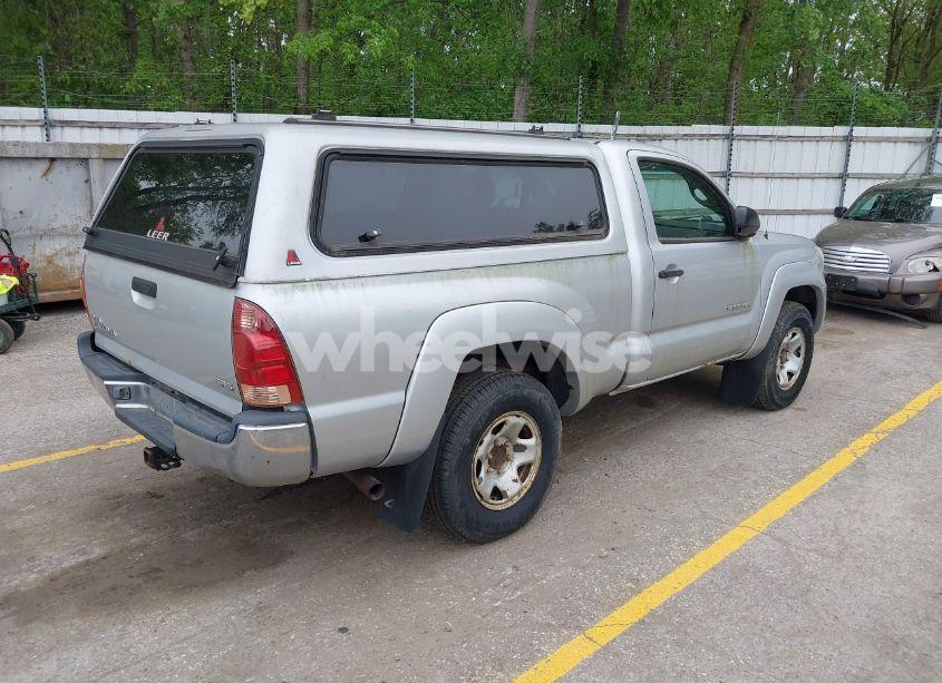 Photo 4 of 2006 Toyota Tacoma (VIN 5TEPX42N56Z256038)