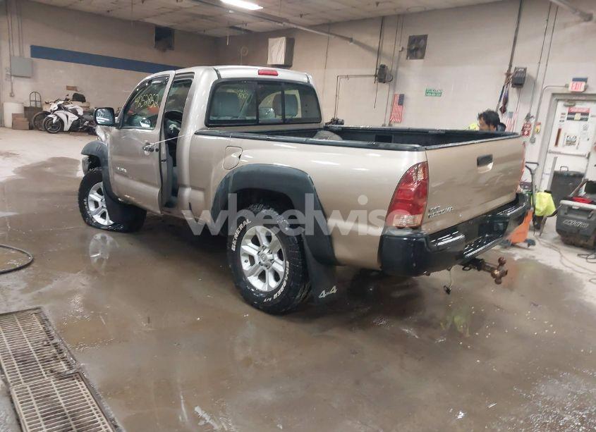 Photo 3 of 2007 Toyota Tacoma N/A (VIN 5TEPX42N77Z442617)