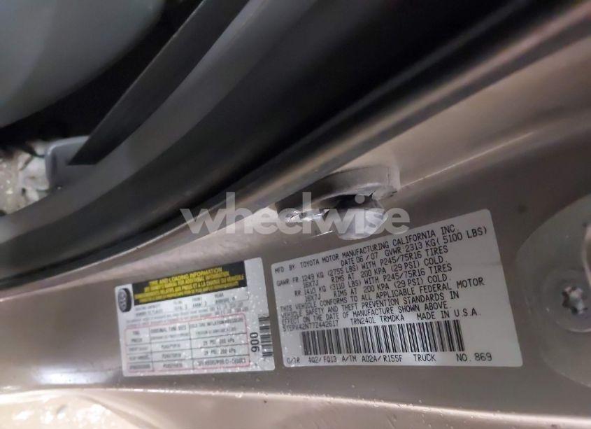 Photo 9 of 2007 Toyota Tacoma N/A (VIN 5TEPX42N77Z442617)