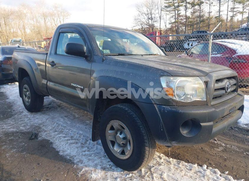 2010 Toyota Tacoma (VIN 5TEPX4ENXAZ674647) main photo