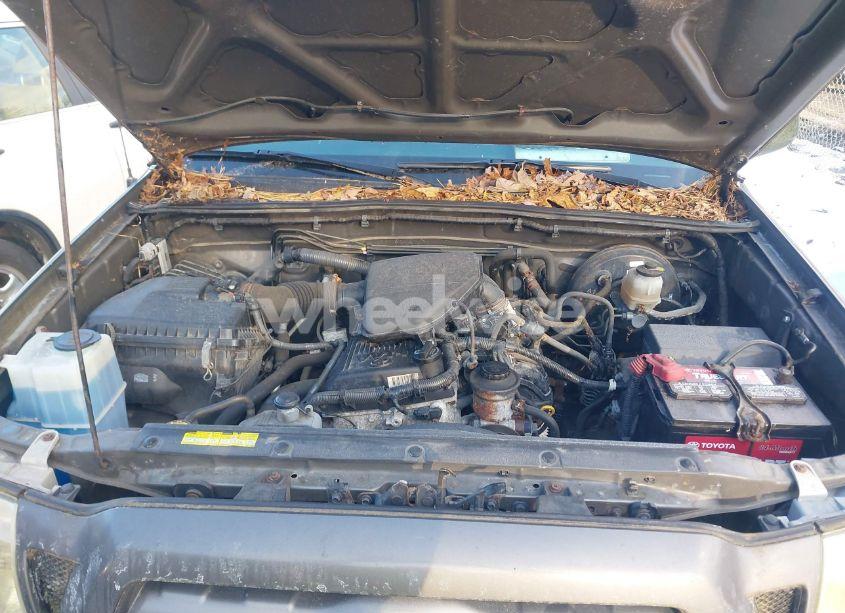Photo 10 of 2010 Toyota Tacoma (VIN 5TEPX4ENXAZ674647)