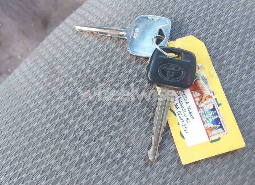 Photo 11 of 2010 Toyota Tacoma (VIN 5TEPX4ENXAZ674647)