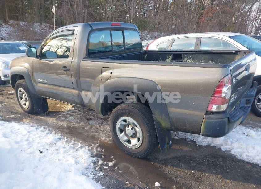 Photo 14 of 2010 Toyota Tacoma (VIN 5TEPX4ENXAZ674647)
