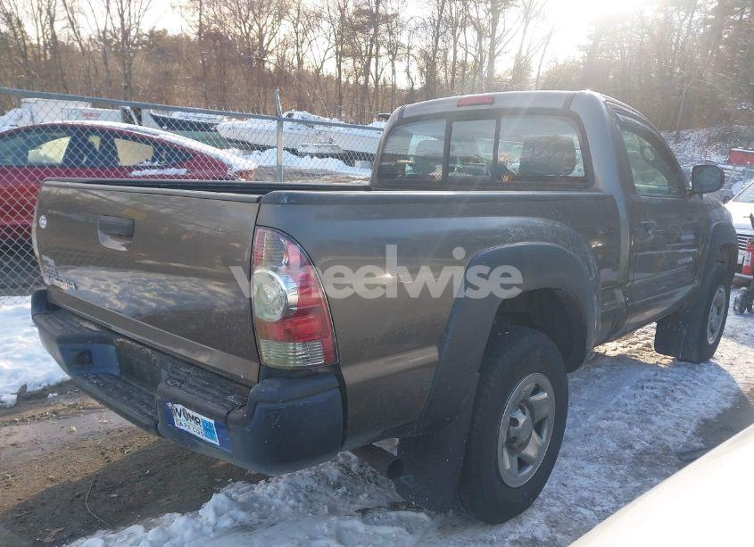 Photo 4 of 2010 Toyota Tacoma (VIN 5TEPX4ENXAZ674647)