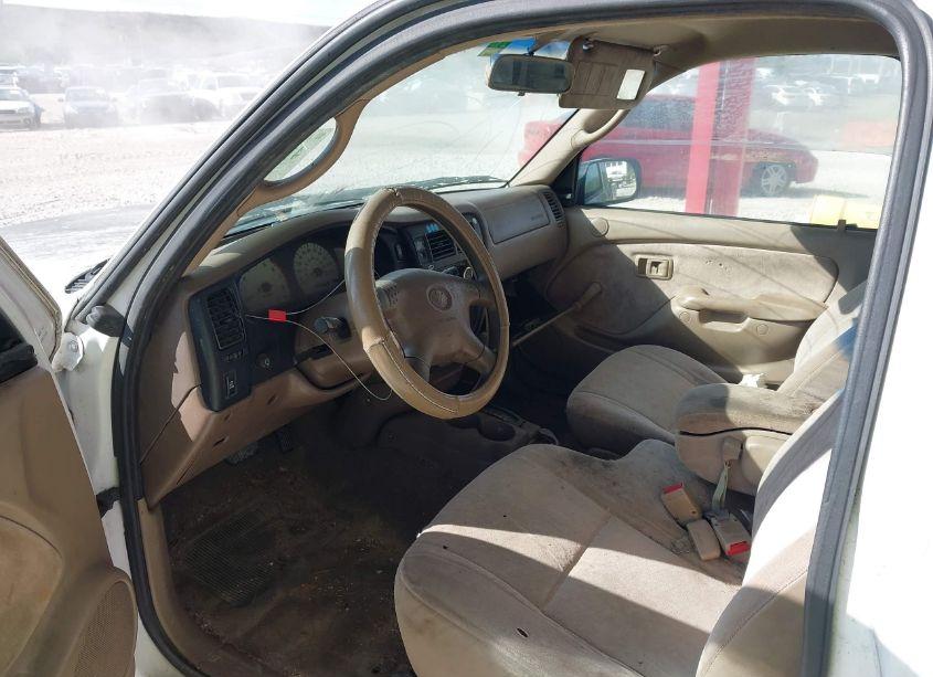 Photo 5 of 2002 Toyota Tacoma PRERUNNER (VIN 5TESM92N42Z073661)