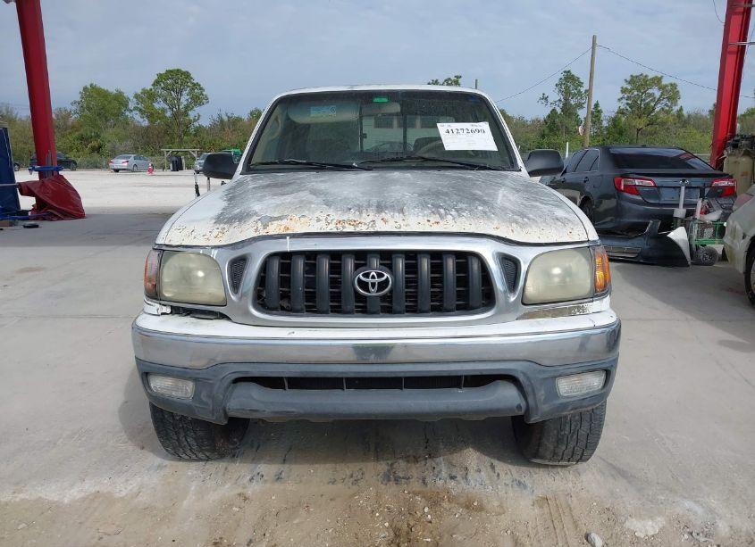 Photo 6 of 2002 Toyota Tacoma PRERUNNER (VIN 5TESM92N42Z073661)