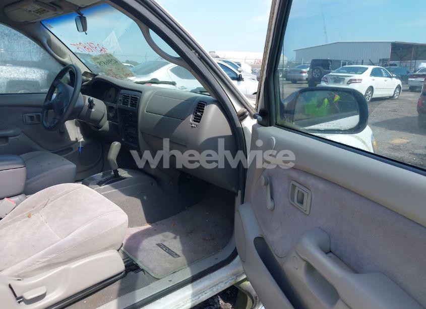 Photo 5 of 2004 Toyota Tacoma PRERUNNER (VIN 5TESM92N54Z402807)