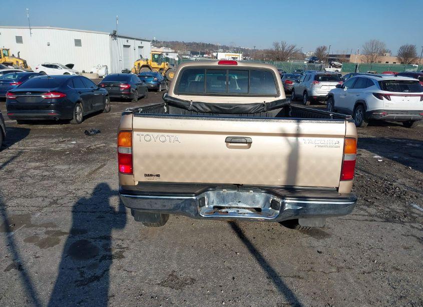 Photo 17 of 2000 Toyota Tacoma PRERUNNER (VIN 5TESM92N5YZ693685)