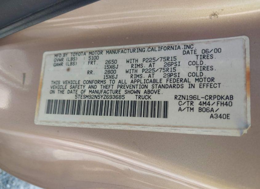 Photo 9 of 2000 Toyota Tacoma PRERUNNER (VIN 5TESM92N5YZ693685)