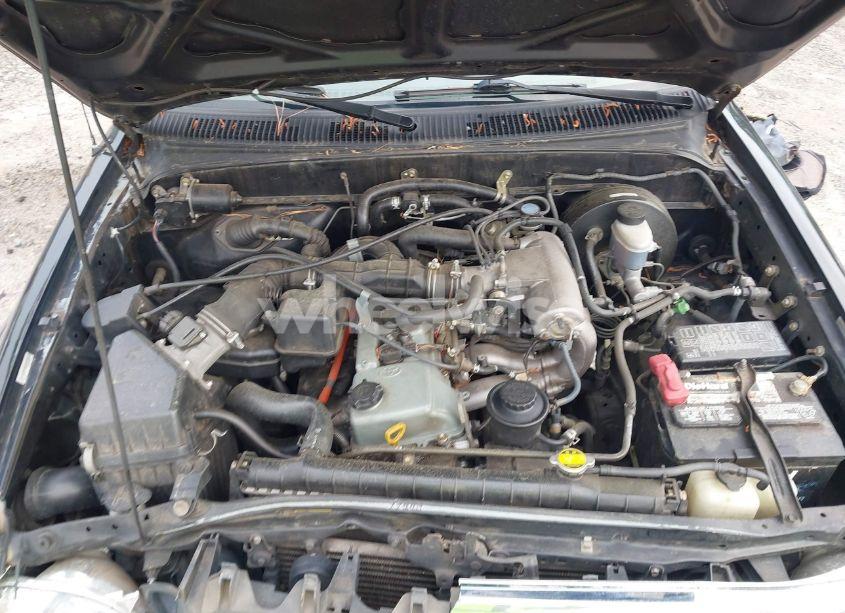 Photo 10 of 2002 Toyota Tacoma PRERUNNER (VIN 5TESM92N62Z097492)