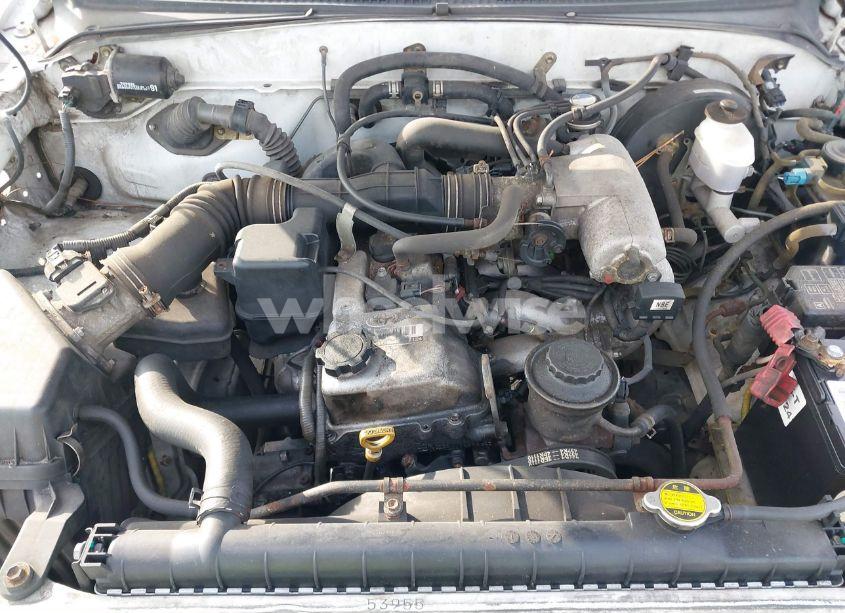 Photo 10 of 2001 Toyota Tacoma PRERUNNER (VIN 5TESM92NX1Z782402)