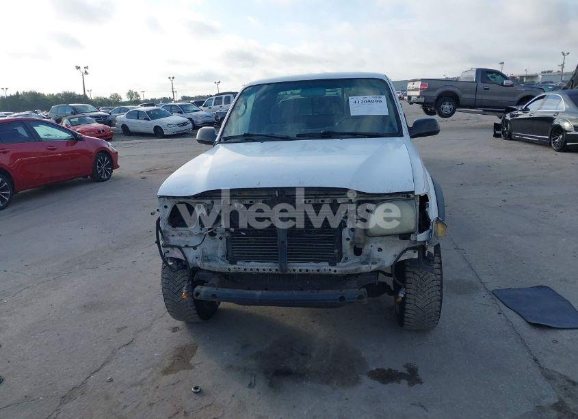 Photo 13 of 2001 Toyota Tacoma PRERUNNER (VIN 5TESM92NX1Z782402)