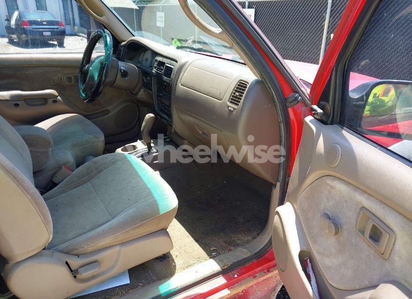 Photo 5 of 2002 Toyota Tacoma PRERUNNER (VIN 5TESM92NX2Z011603)