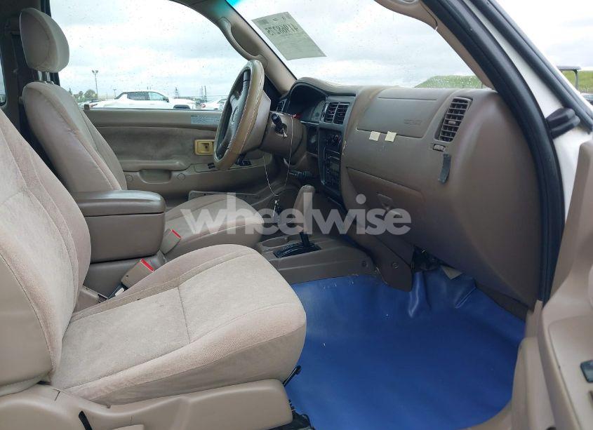 Photo 5 of 2004 Toyota Tacoma PRERUNNER V6 (VIN 5TESN92N14Z338035)