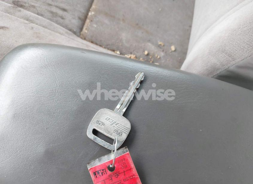 Photo 11 of 2004 Toyota Tacoma PRERUNNER V6 (VIN 5TESN92N14Z448373)