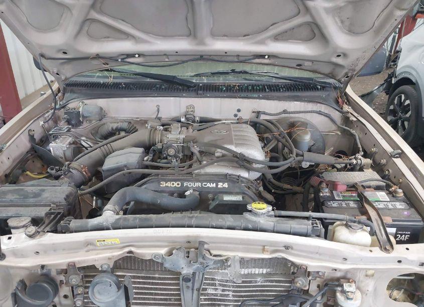 Photo 10 of 2004 Toyota Tacoma PRERUNNER V6 (VIN 5TESN92N24Z306078)