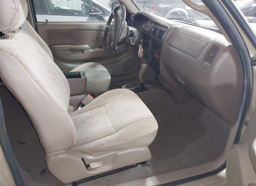 Photo 5 of 2004 Toyota Tacoma PRERUNNER V6 (VIN 5TESN92N24Z306078)