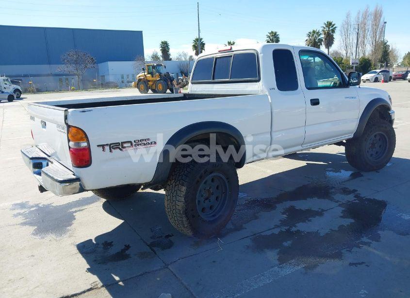 Photo 4 of 2003 Toyota Tacoma PRERUNNER V6 (VIN 5TESN92N33Z185270)