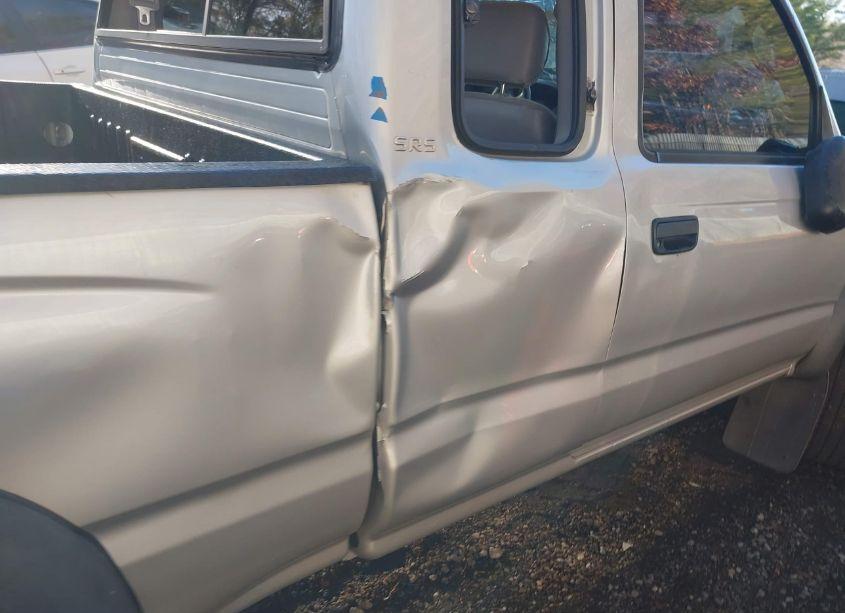 Photo 6 of 2003 Toyota Tacoma PRERUNNER V6 (VIN 5TESN92N33Z240414)