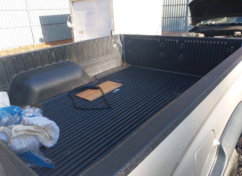 Photo 8 of 2003 Toyota Tacoma PRERUNNER V6 (VIN 5TESN92N33Z240414)