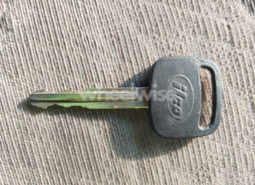 Photo 11 of 2001 Toyota Tacoma PRERUNNER V6 (VIN 5TESN92N51Z853910)