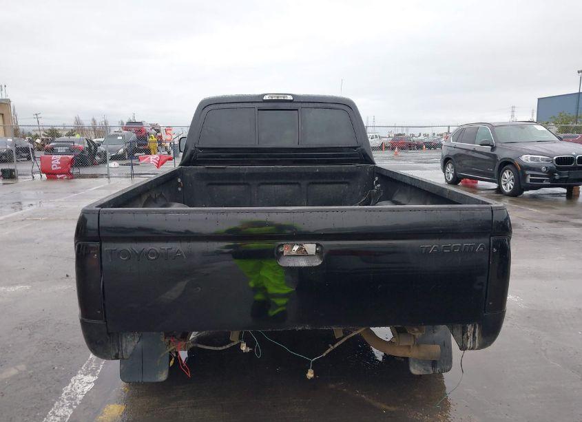 Photo 16 of 2001 Toyota Tacoma PRERUNNER V6 (VIN 5TESN92N51Z855611)