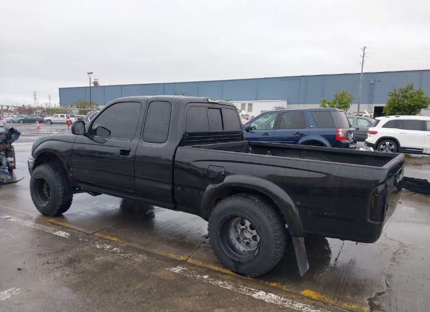 Photo 3 of 2001 Toyota Tacoma PRERUNNER V6 (VIN 5TESN92N51Z855611)