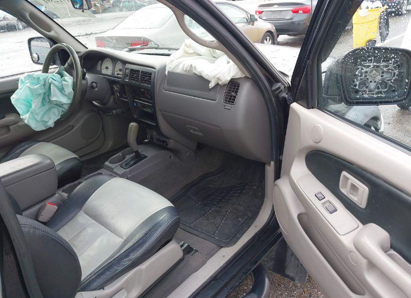 Photo 5 of 2003 Toyota Tacoma PRERUNNER V6 (VIN 5TESN92N53Z218284)