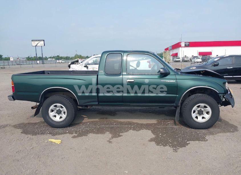 Photo 13 of 2000 Toyota Tacoma PRERUNNER V6 (VIN 5TESN92N5YZ687561)