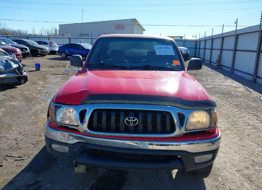 Photo 13 of 2002 Toyota Tacoma PRERUNNER V6 (VIN 5TESN92N62Z062870)
