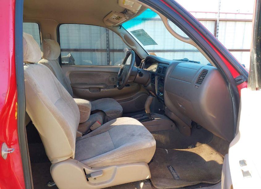 Photo 5 of 2002 Toyota Tacoma PRERUNNER V6 (VIN 5TESN92N62Z062870)