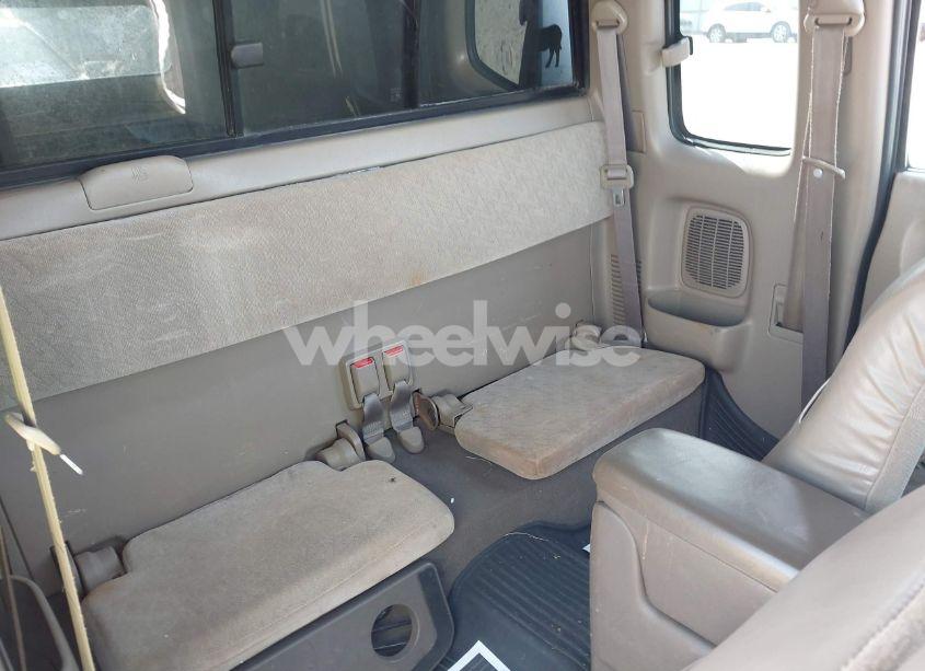 Photo 8 of 2002 Toyota Tacoma PRERUNNER V6 (VIN 5TESN92N62Z119262)