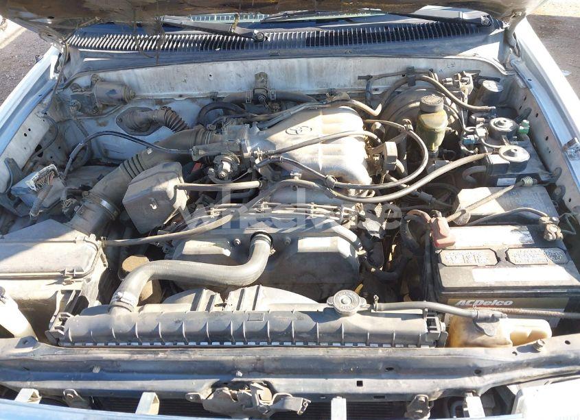 Photo 10 of 2000 Toyota Tacoma PRERUNNER V6 (VIN 5TESN92N6YZ707476)