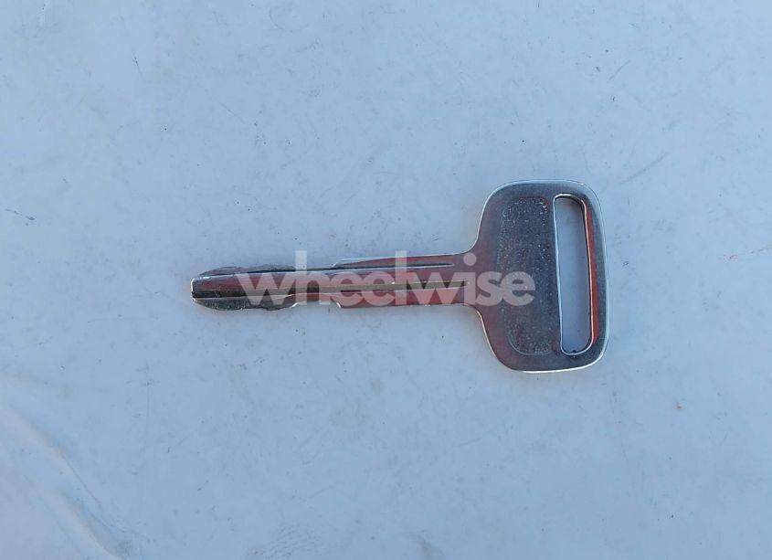 Photo 11 of 2000 Toyota Tacoma PRERUNNER V6 (VIN 5TESN92N6YZ707476)