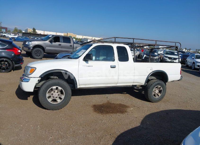 Photo 15 of 2000 Toyota Tacoma PRERUNNER V6 (VIN 5TESN92N6YZ707476)