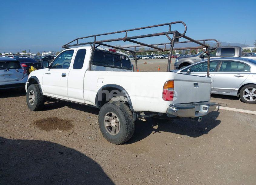 Photo 3 of 2000 Toyota Tacoma PRERUNNER V6 (VIN 5TESN92N6YZ707476)